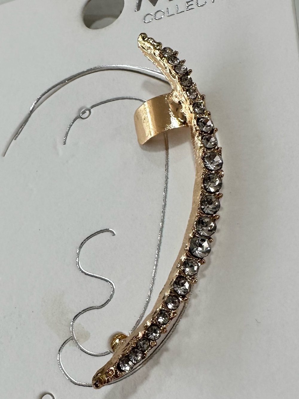 💜3/$30 Rhinestone Gold-Tone Ear Climber for pierced ears